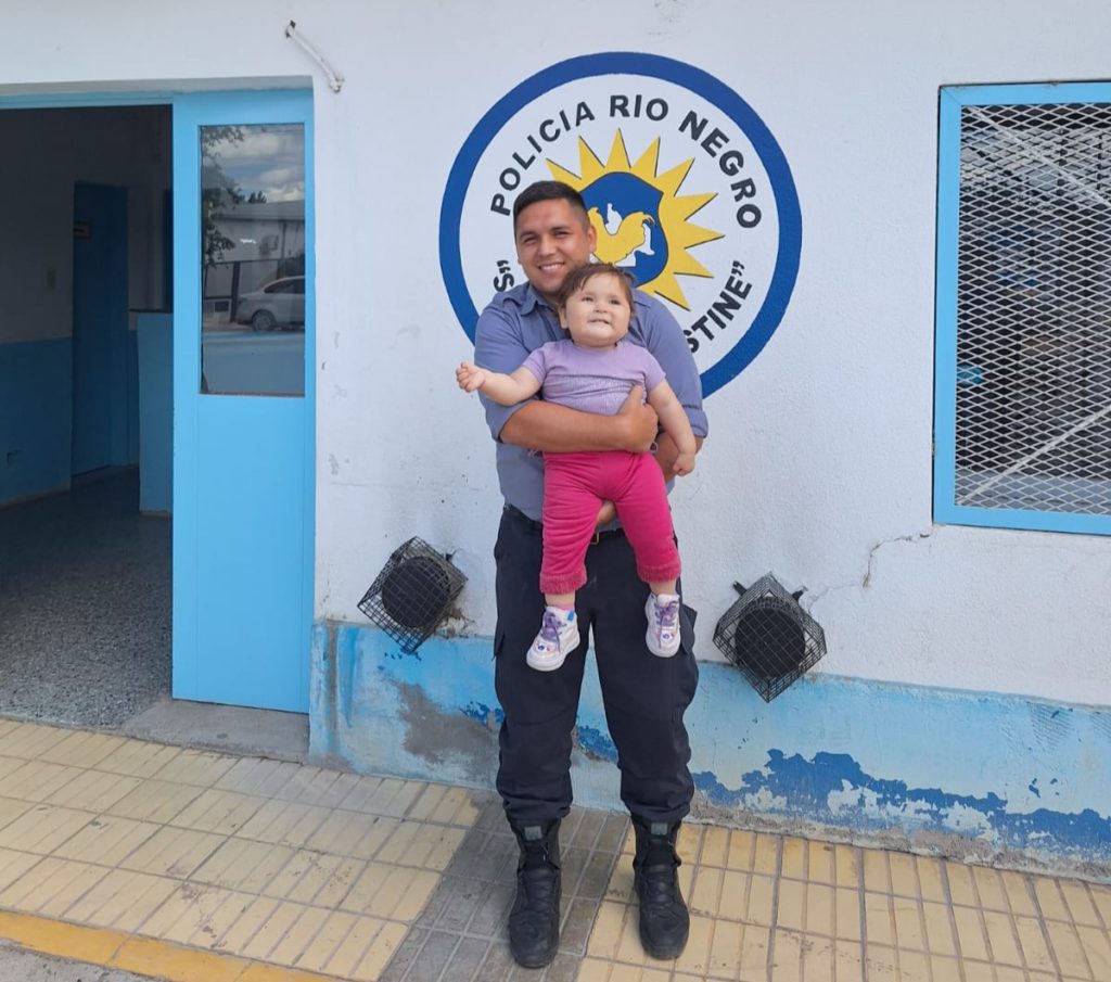 Policía de Allen asistió a una beba con RCP