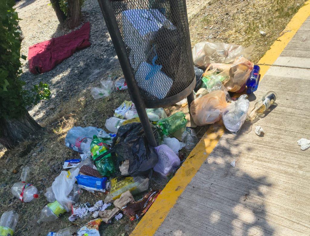 Bañistas desaprensivos y descontrol en las costas en los días de calor