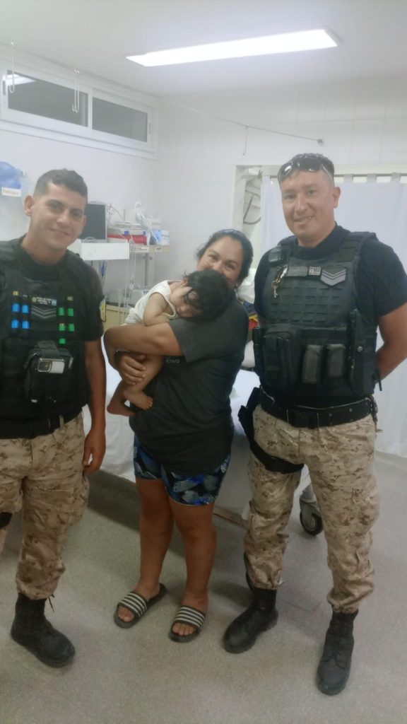 Policías de San Antonio Oeste asistieron a bebé ahogado